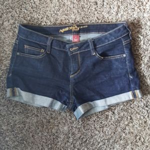Arizona Jean Shorts